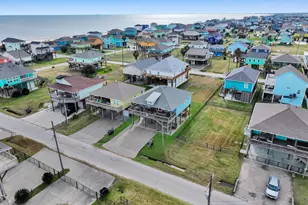 857 Wommack, Crystal Beach, TX 77650 - Photo 38