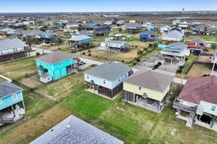 857 Wommack, Crystal Beach, TX 77650 - Photo 44