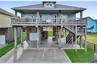 857 Wommack, Crystal Beach, TX 77650 - Photo 6