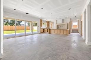 1335 Gardenia Dr, Houston, TX 77018 - Photo 6
