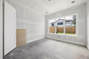 1335 Gardenia Dr, Houston, TX 77018 - Photo 12