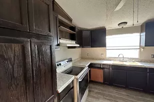 102 Gt Bailey St, Van Alstyne, TX 75495 - Photo 8