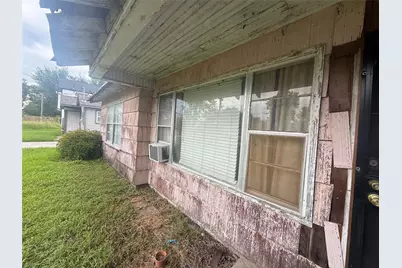 6606 Foster Street, Houston, TX 77021 - Photo 2
