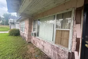 6606 Foster St, Houston, TX 77021 - Photo 2