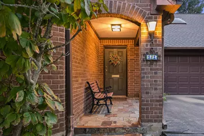 11 Pembrook Court, Bellaire, TX 77401 - Photo 8