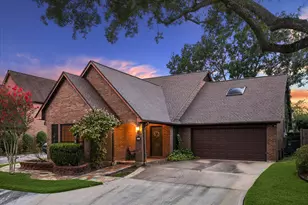 11 Pembrook Ct, Bellaire, TX 77401 - Photo 6