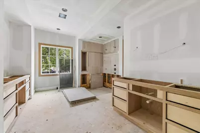 1050 W 42nd Street, Houston, TX 77018 - Photo 16