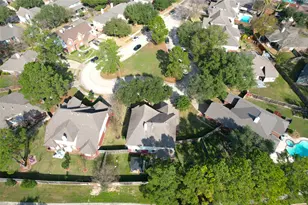 12707 Regal Pine Ln, Houston, TX 77070 - Photo 32