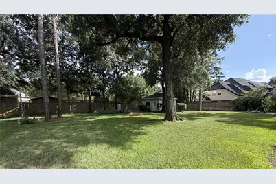 8615 Haven Woods Way, Tomball, TX 77375 - Photo 16