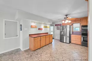 270 Andrew Jackson Cir, Hemphill, TX 75948 - Photo 28