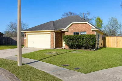 4031 Raspberry Court, Dickinson, TX 77539 - Photo 2