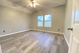 4031 Raspberry Ct, Dickinson, TX 77539 - Photo 12
