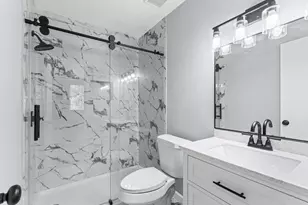 506 Kenwood Ln, Houston, TX 77013 - Photo 16