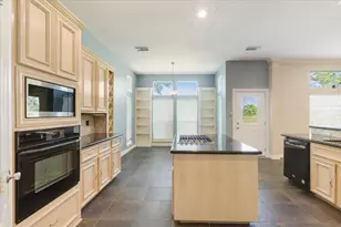 3010 Ravensport Dr, Pearland, TX 77584 - Photo 14