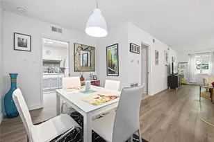 2700 Bellefontaine St, Houston, TX 77025 - Photo 1