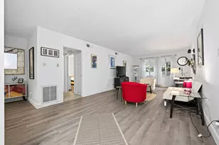 2700 Bellefontaine St, Houston, TX 77025 - Photo 2