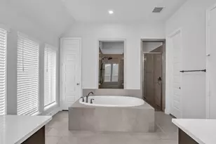 2215 Carrol Crk Dr, Richmond, TX 77469 - Photo 18