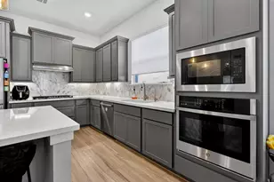 21615 Angelina Bay Dr, Cypress, TX 77433 - Photo 4