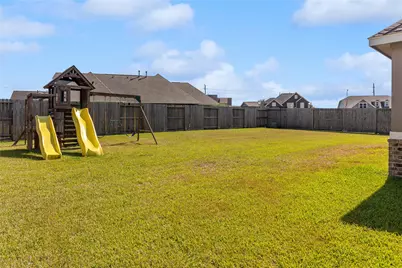 14306 Meadowlands Drive, Mont Belvieu, TX 77523 - Photo 46