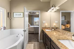 14306 Meadowlands Dr, Mont Belvieu, TX 77523 - Photo 26