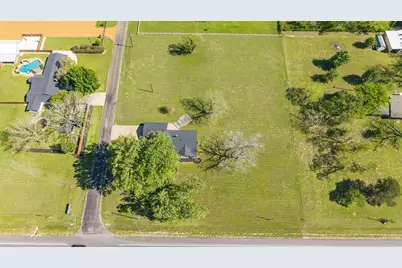 109 Meadowview Street, Crockett, TX 75835 - Photo 2