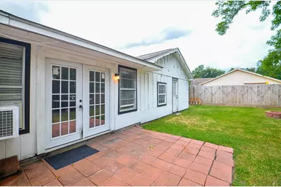 9014 Langfield Road, Houston, TX 77040 - Photo 32