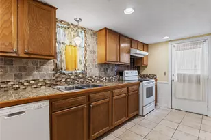 26616 FM457, Sargent, TX 77414 - Photo 4