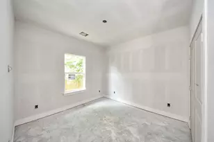 6713 Hoffman St, Houston, TX 77028 - Photo 16