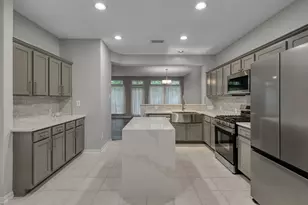 23 Alderon Woods Pl, Spring, TX 77382 - Photo 2