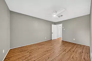 10711 Braewick Dr, Houston, TX 77096 - Photo 38