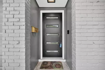 10711 Braewick Drive, Houston, TX 77096 - Photo 2