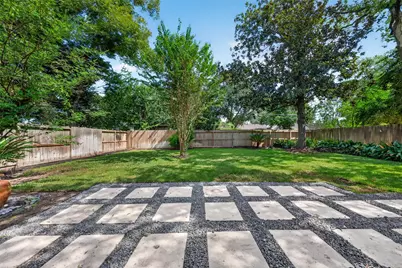 10711 Braewick Drive, Houston, TX 77096 - Photo 44
