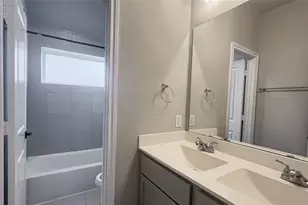 732 Lake Lacosta Dr, Katy, TX 77493 - Photo 18