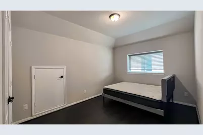 732 Lake Lacosta Drive, Katy, TX 77493 - Photo 20