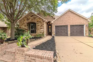 18510 N Settlers Shore Dr, Cypress, TX 77433 - Photo 4
