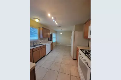2414 Gwenfair Drive, Spring, TX 77373 - Photo 14