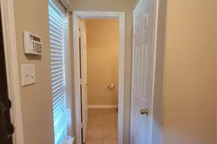 2414 Gwenfair Dr, Spring, TX 77373 - Photo 4