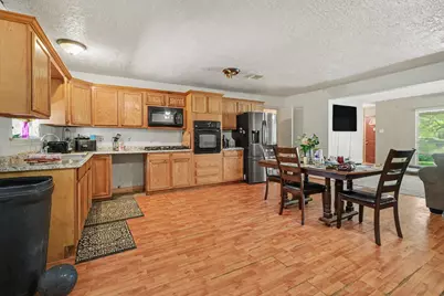 2917 48th Street, Dickinson, TX 77539 - Photo 10