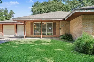 2917 48th St, Dickinson, TX 77539 - Photo 26