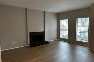 11710 Southlake Dr, Houston, TX 77077 - Photo 2