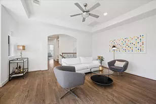 1923 Elmen St, Houston, TX 77019 - Photo 22