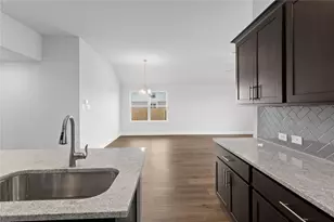 2031 Emerald Lk Trl, Dayton, TX 77535 - Photo 6