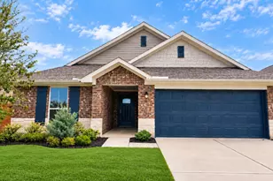 2031 Emerald Lk Trl, Dayton, TX 77535 - Photo 1