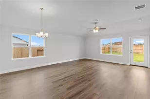 2031 Emerald Lk Trl, Dayton, TX 77535 - Photo 12
