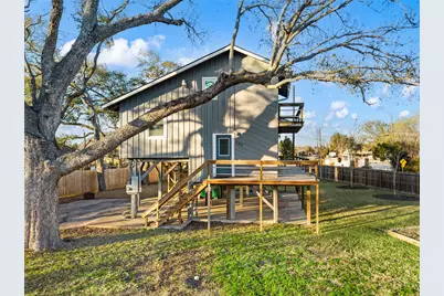702 E Meyer Road, Seabrook, TX 77586 - Photo 12