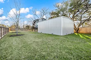 702 E Meyer Rd, Seabrook, TX 77586 - Photo 8