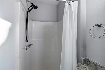 702 E Meyer Road, Seabrook, TX 77586 - Photo 32