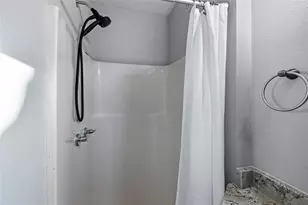 702 E Meyer Rd, Seabrook, TX 77586 - Photo 32