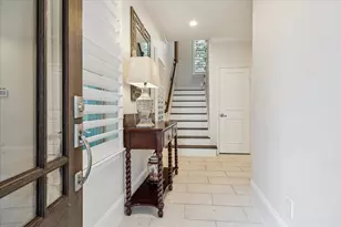1230 W 25th St, Houston, TX 77008 - Photo 4