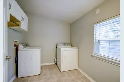 9193 Lucille Lane, Conroe, TX 77384 - Photo 10